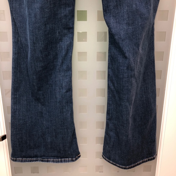 🎉3xHP🎉 LANE BRYANT Boot Cut Genuine Fit Jeans Distressed Stretch Size 16R NEW! - Picture 8 of 13